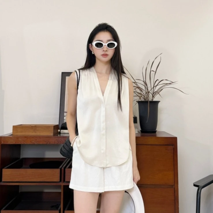 euri100桑蚕丝丨19姆米砂洗素绉缎宽松无袖真丝背心马甲-MY5977