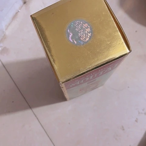 香榧木凌*Chgfhvvhvvhhcvvccc