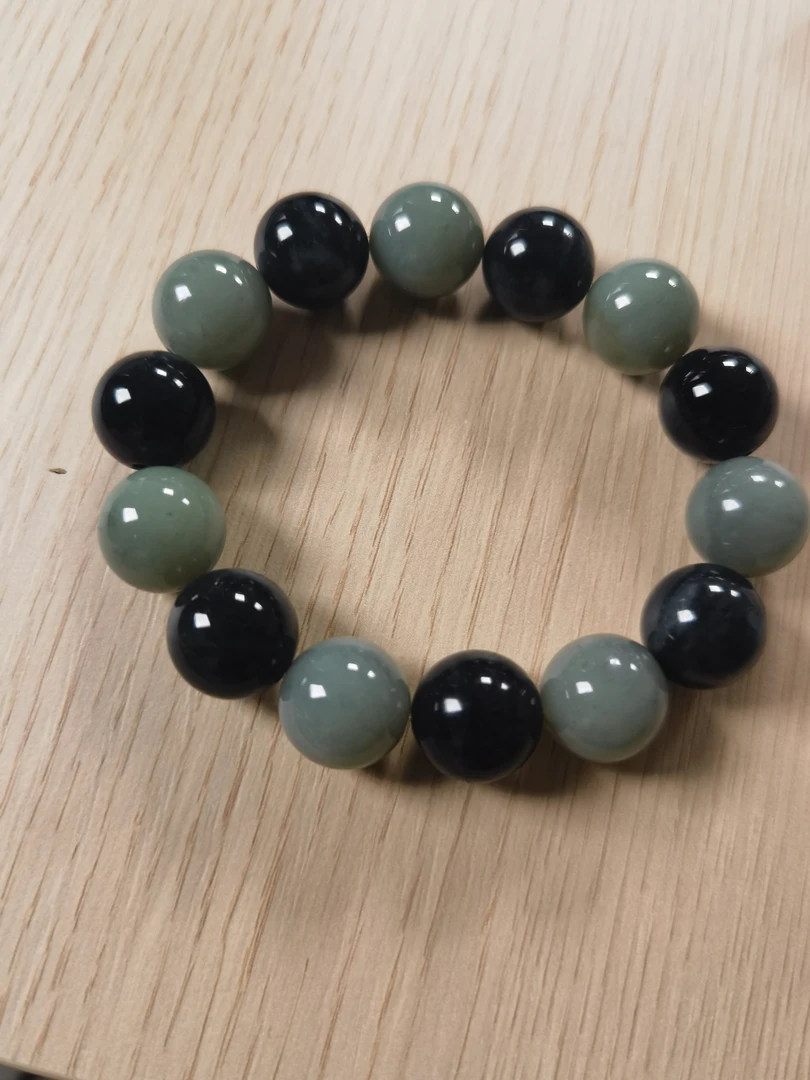 新疆和田玉青花手串