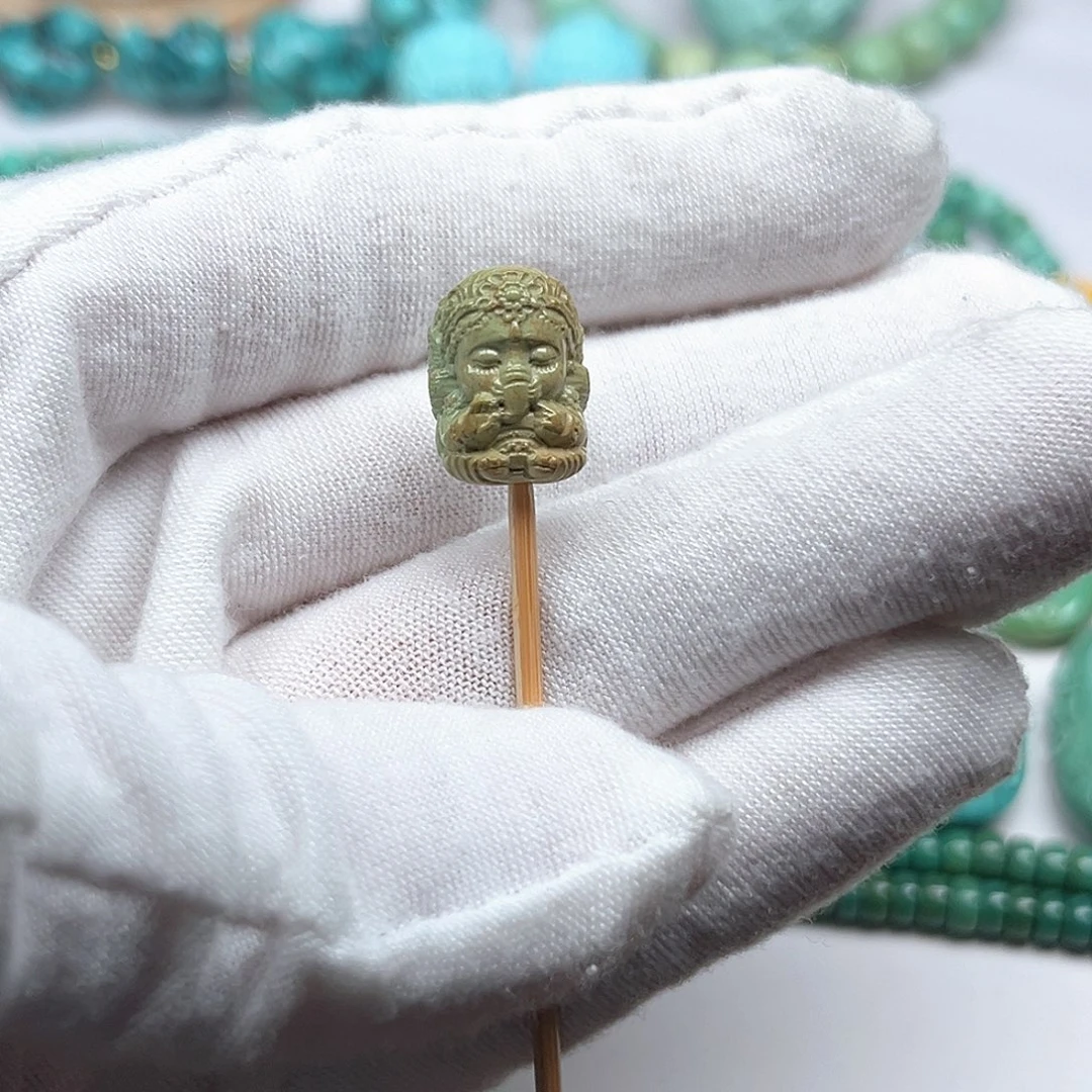 绿松石未镶嵌原矿