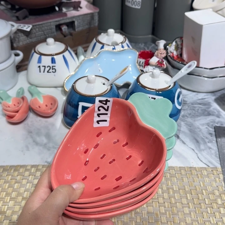 瓷片陶瓷瑕疵介意慎拍1124