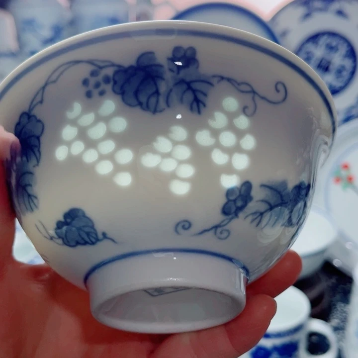 青花玲珑5寸饭碗葡萄