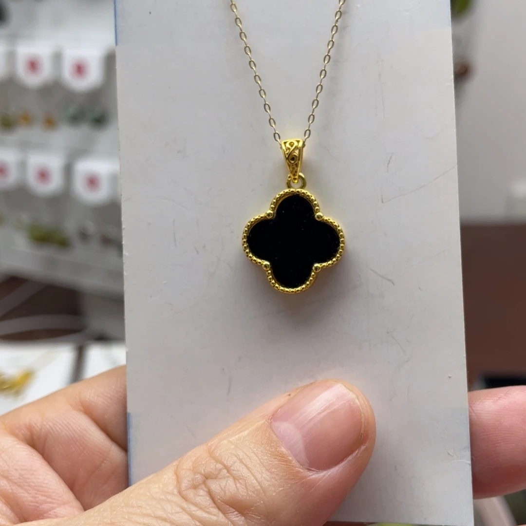 蛇纹石玉未镶嵌吊坠