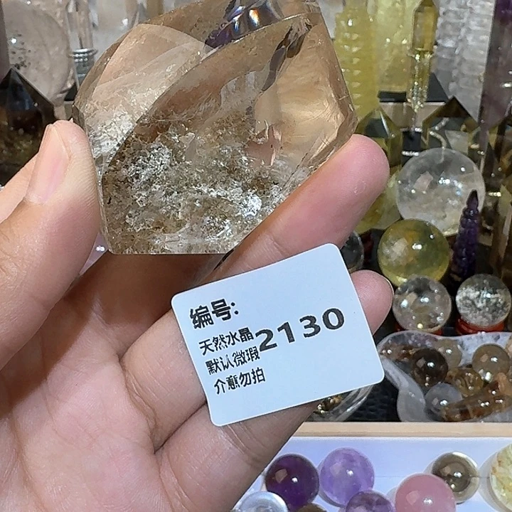 未镶嵌颈饰水晶嘉*晶石
