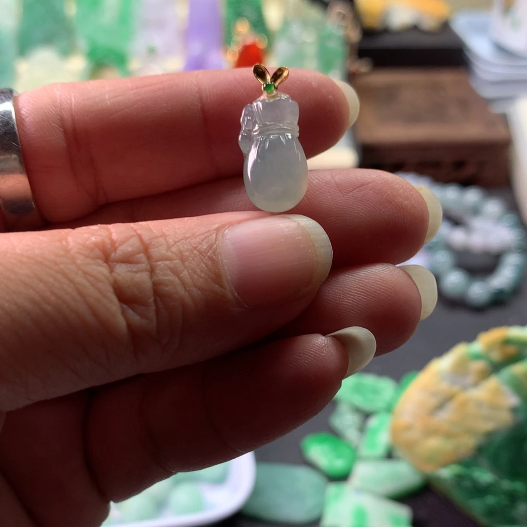 未镶嵌定制翡翠翡翠