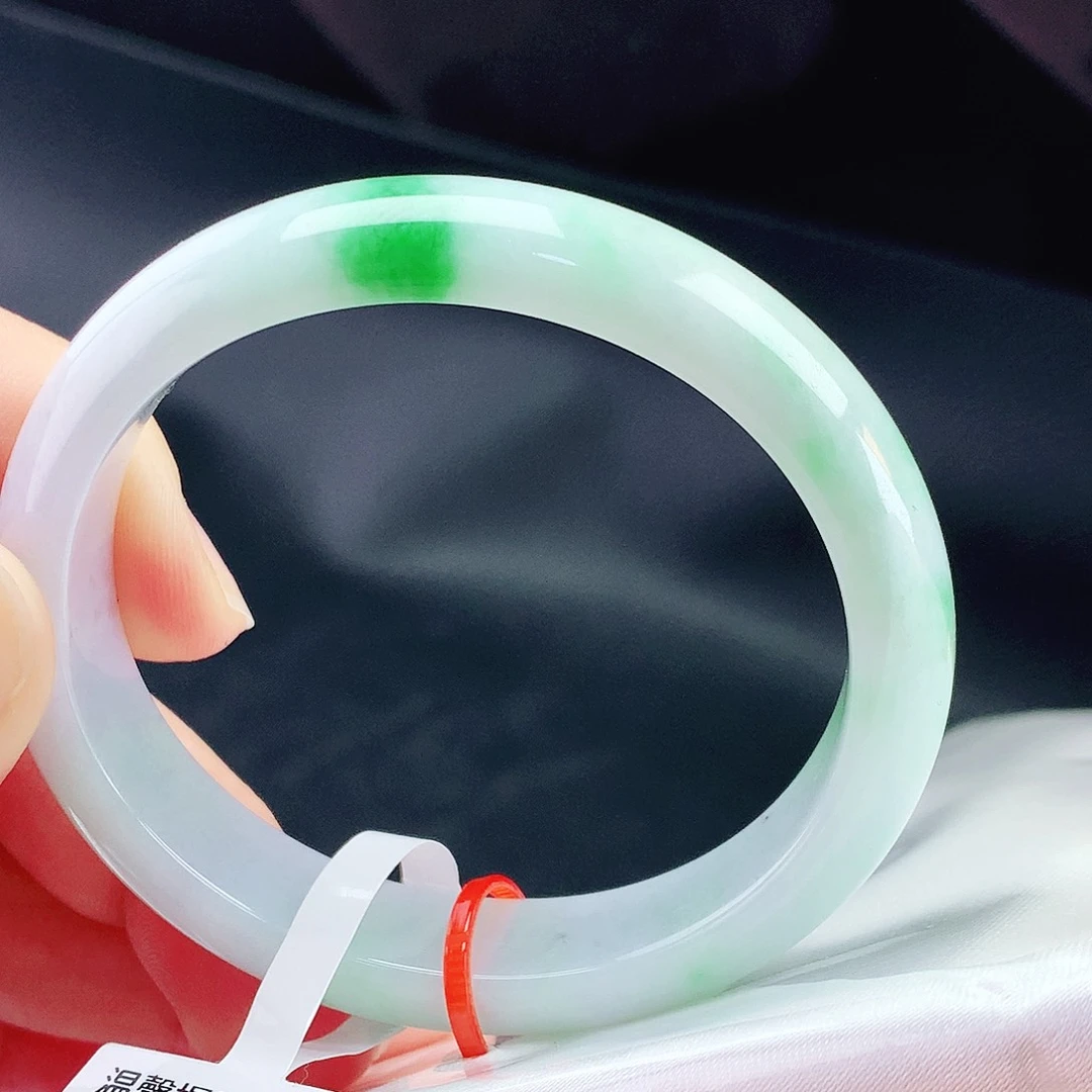 未镶嵌手镯（贵妃镯）翡翠54贵妃