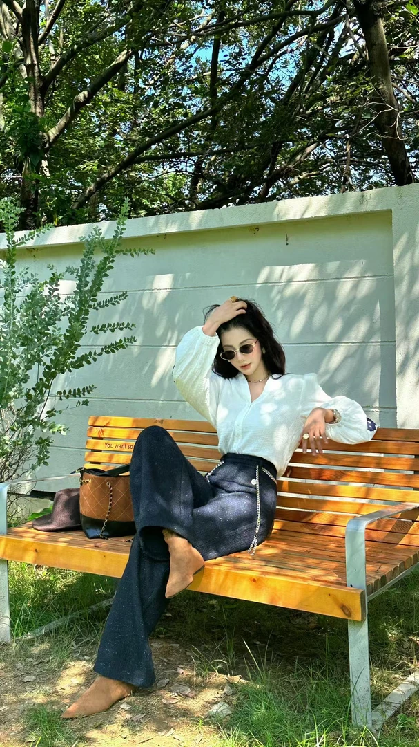 利达 NEW DADADA显瘦秋季洋气复古时尚休闲修身气质上衣DUM1230