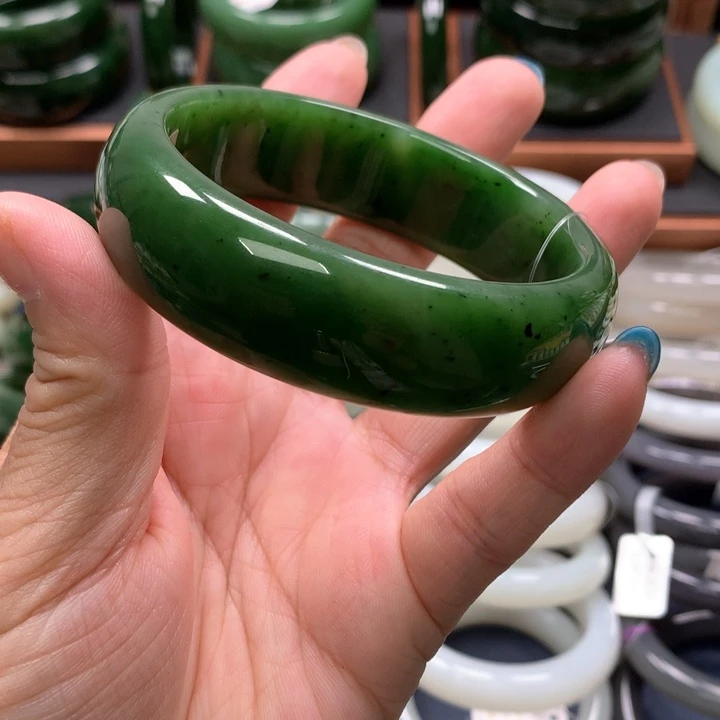 【闪购商品】未镶嵌手镯和田玉（碧玉）40