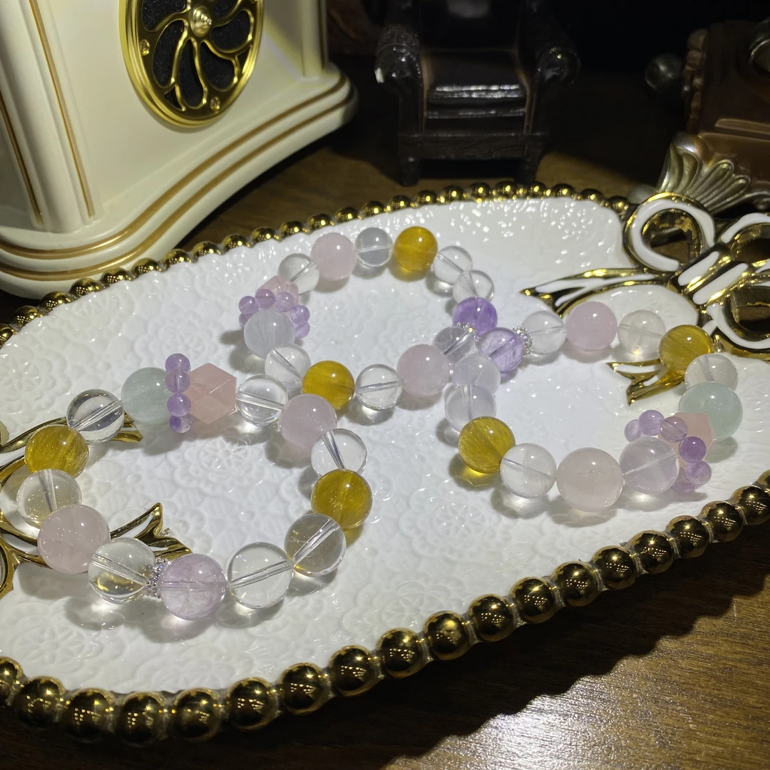 C977-高品质天然水晶多宝设计款手链-多样性发其一