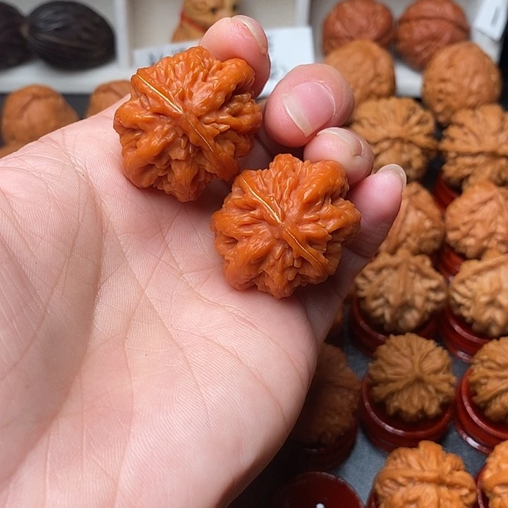 吊坠文玩核桃京八棱