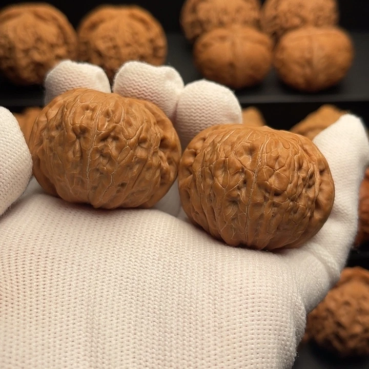 ****哥把件文玩核桃全品铁锤