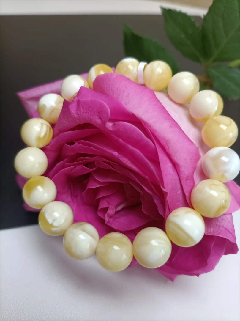 11+天然蜜蜡圆珠手串~俄料瓷白妖花高货毕业品质~3633