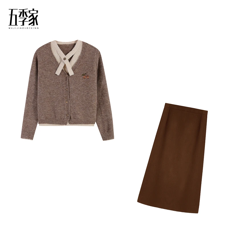 五季家大码咖色上衣套装ZL114879+ZL38595黑色咖色半裙