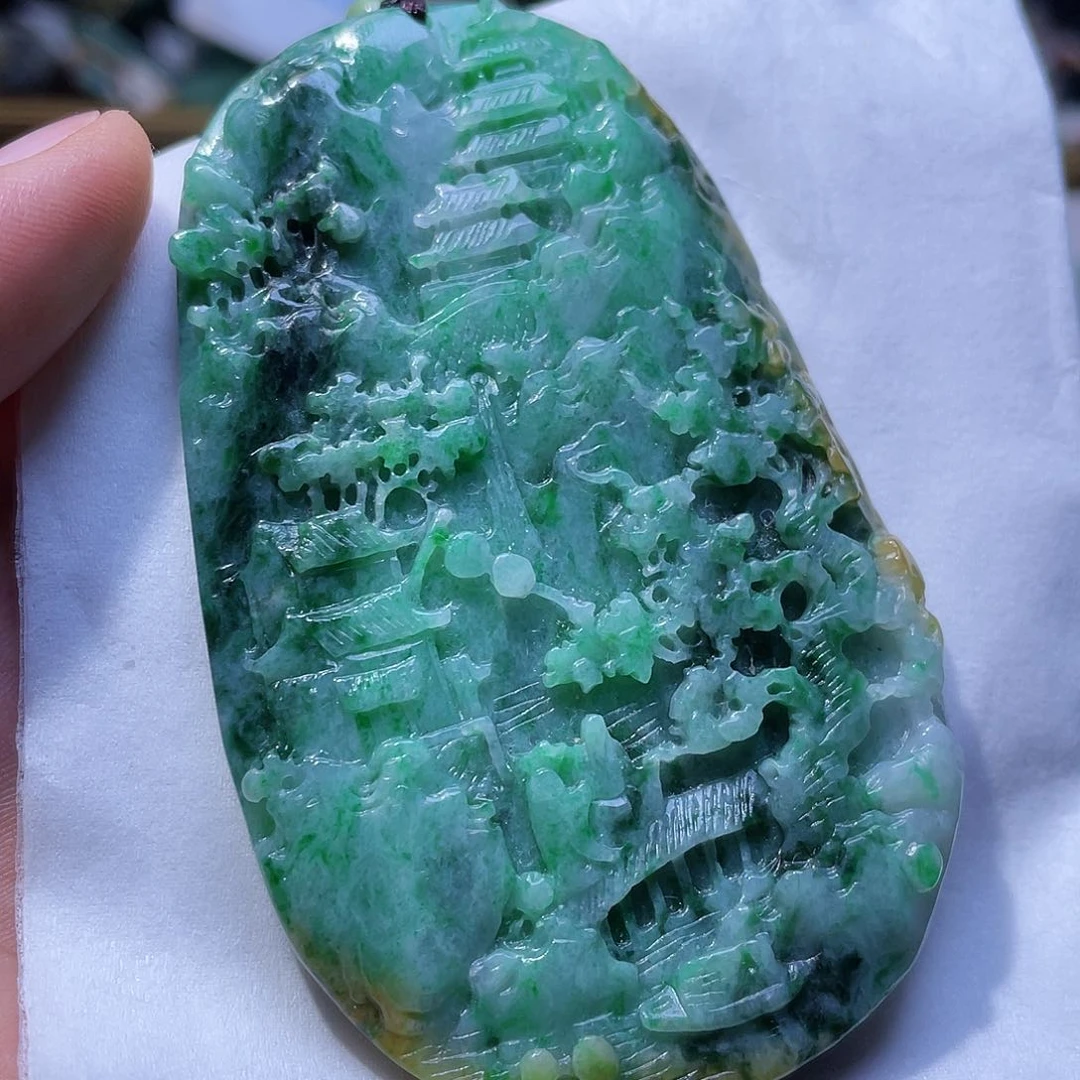 颈饰未镶嵌翡翠一个