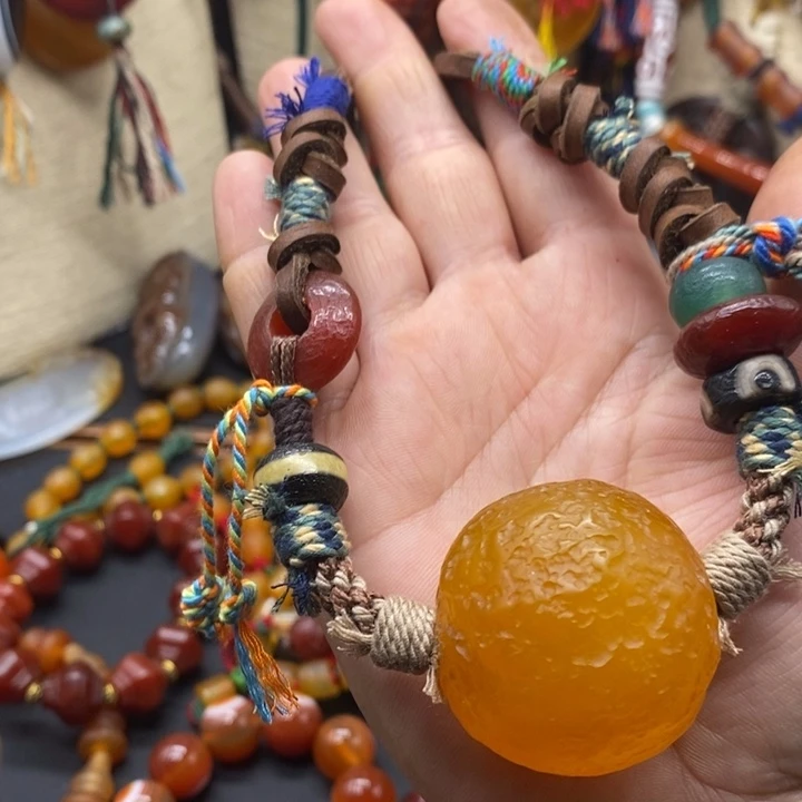 玛瑙/玉髓颈饰未镶嵌