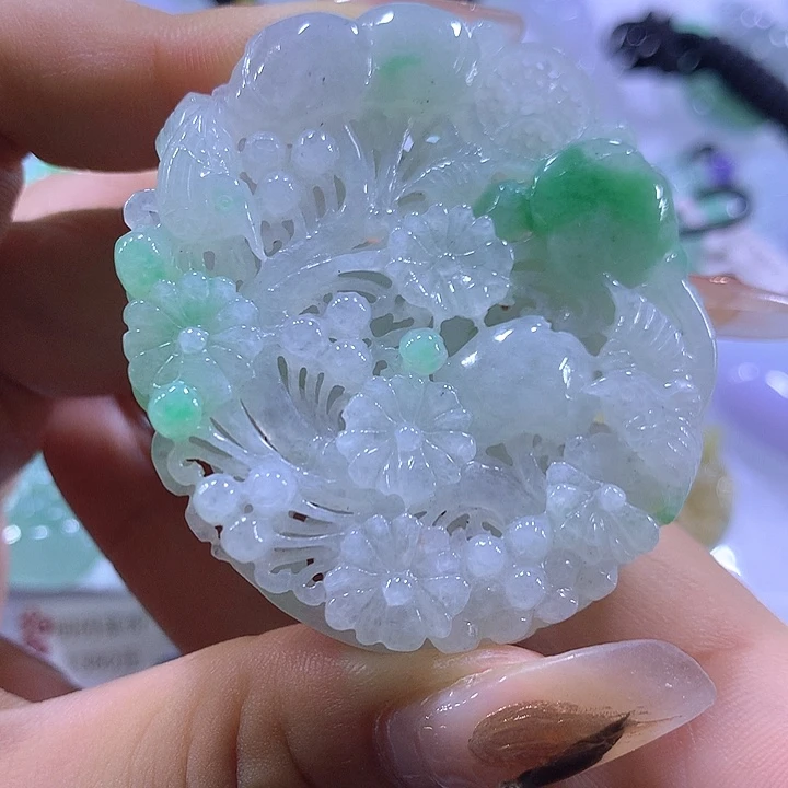 颈饰未镶嵌翡翠天然翡翠A货吊坠