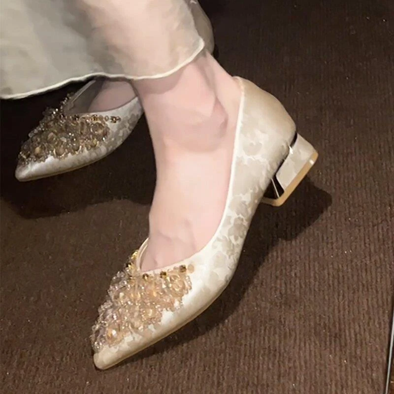 绣和婚纱两用新型浅口尖头单鞋婚纱鞋新型中式旗袍鞋