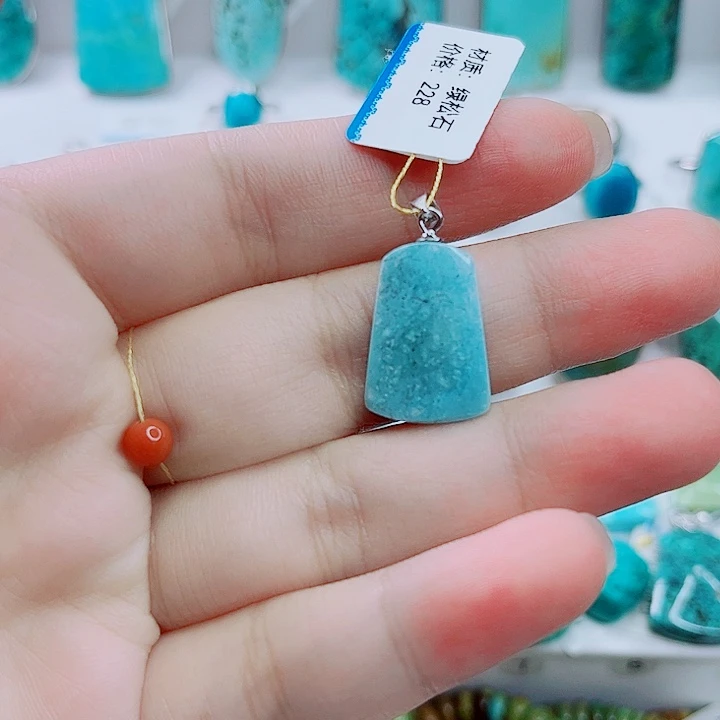 南红玛瑙未镶嵌珠宝奇石