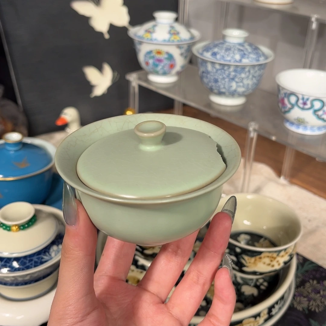 瓷片盖碗啊啊啊啊啊啊啊啊