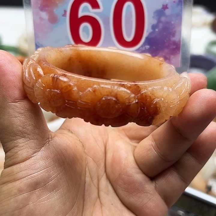 未镶嵌手镯石英岩玉
