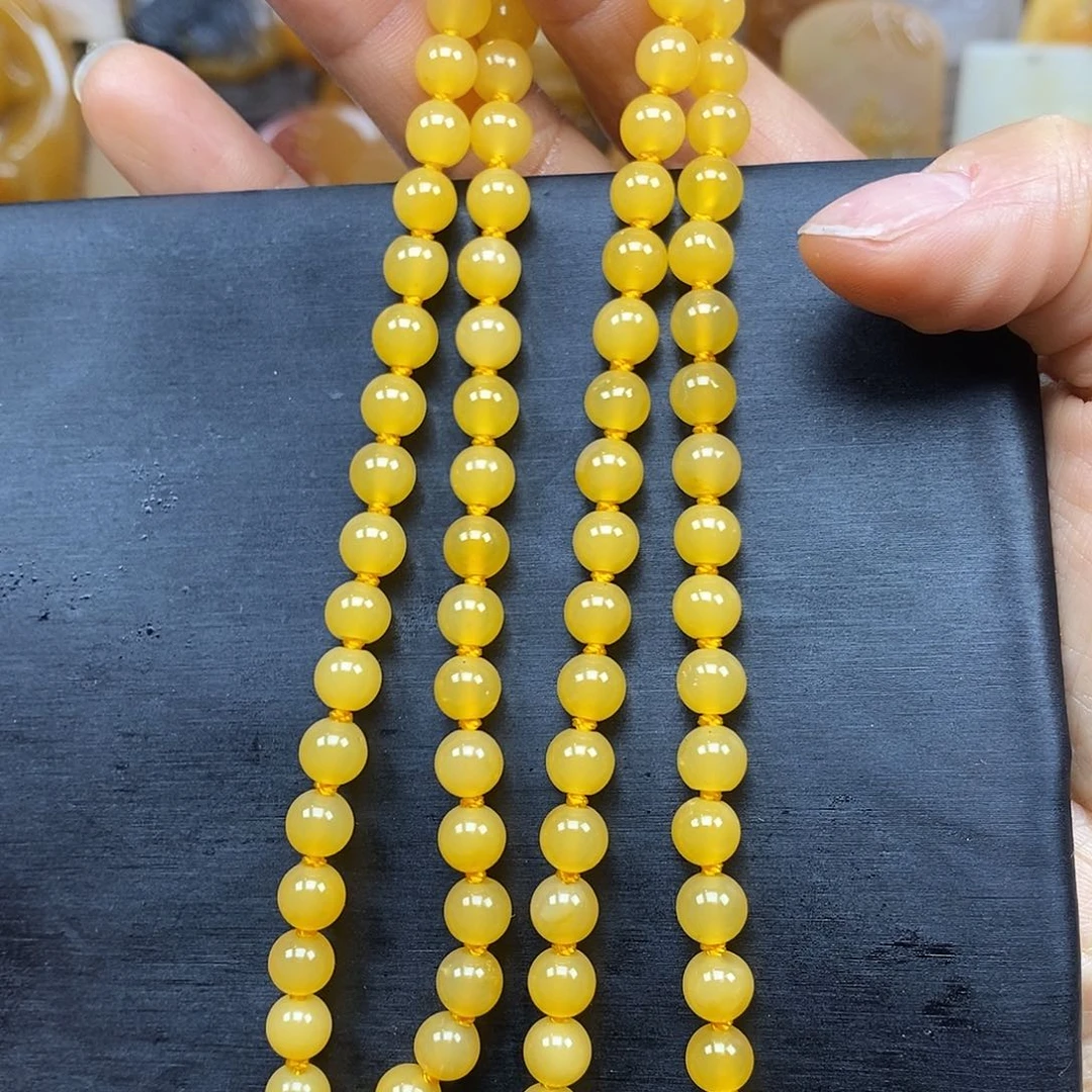 石英质玉（黄龙玉）颈饰未镶嵌