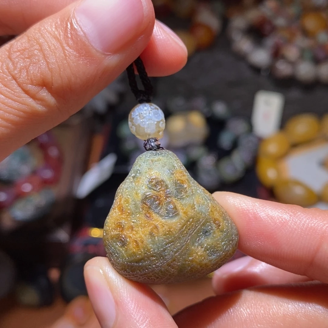 玛瑙/玉髓未镶嵌珠宝半成品