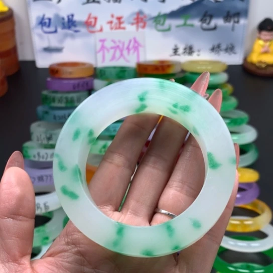 安***安玉清新国风美人钅蜀多样性专拍链接