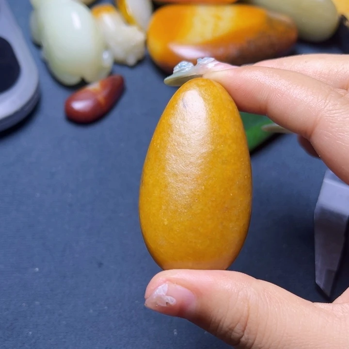 未镶嵌和田玉珠宝奇石