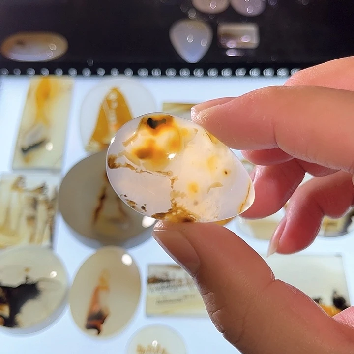 玛瑙/玉髓未镶嵌吊坠(不含链)