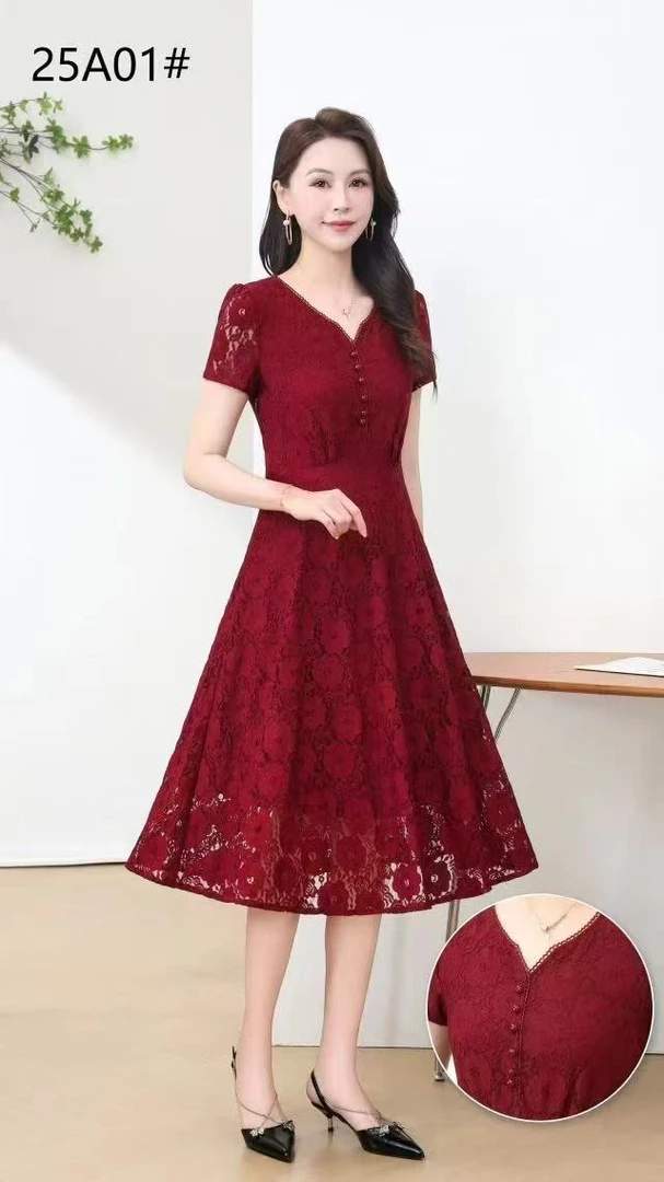 8806-茵悦里2025春夏款连衣裙