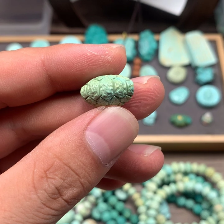 绿松石合金雕刻绿松石雕刻件
