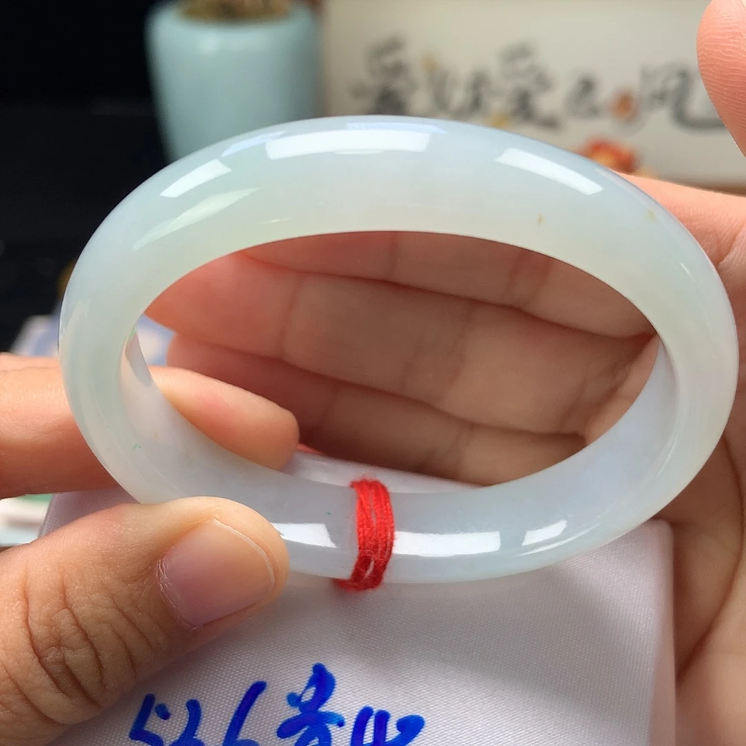 翡翠未镶嵌手镯12号贵妃