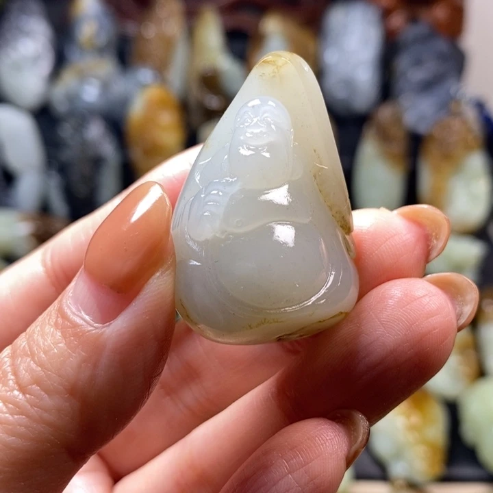 和田玉未镶嵌挂件