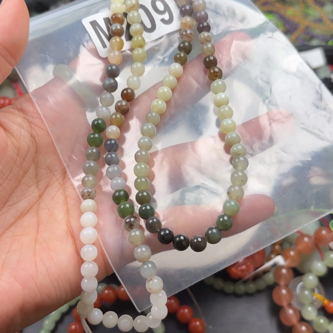 和田玉未镶嵌珠宝奇石