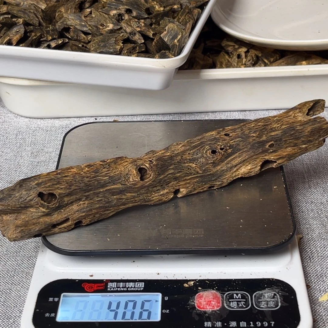 沉香碎屑沉香海南凹身品种4年40克