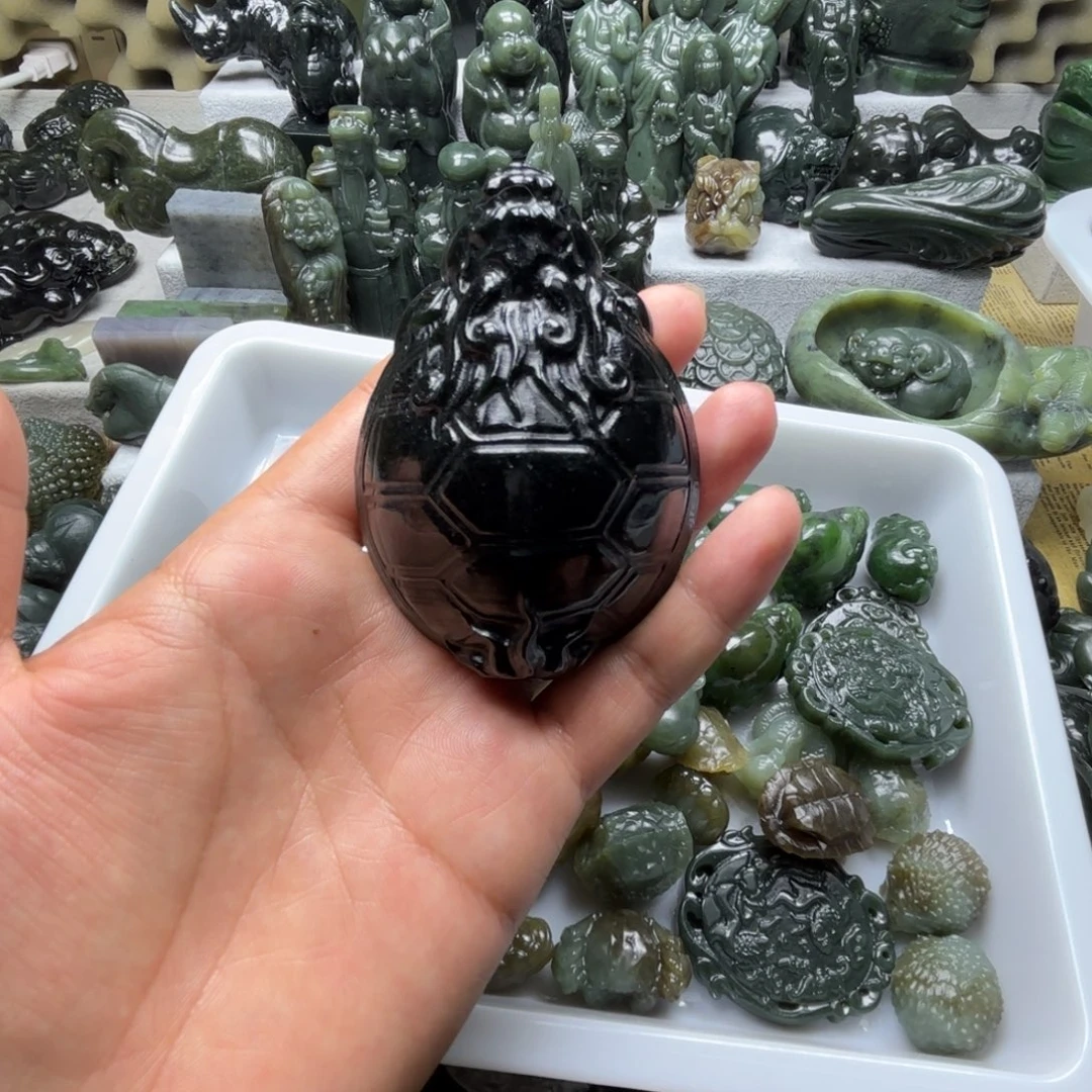 和田玉（糖玉）未镶嵌颈饰