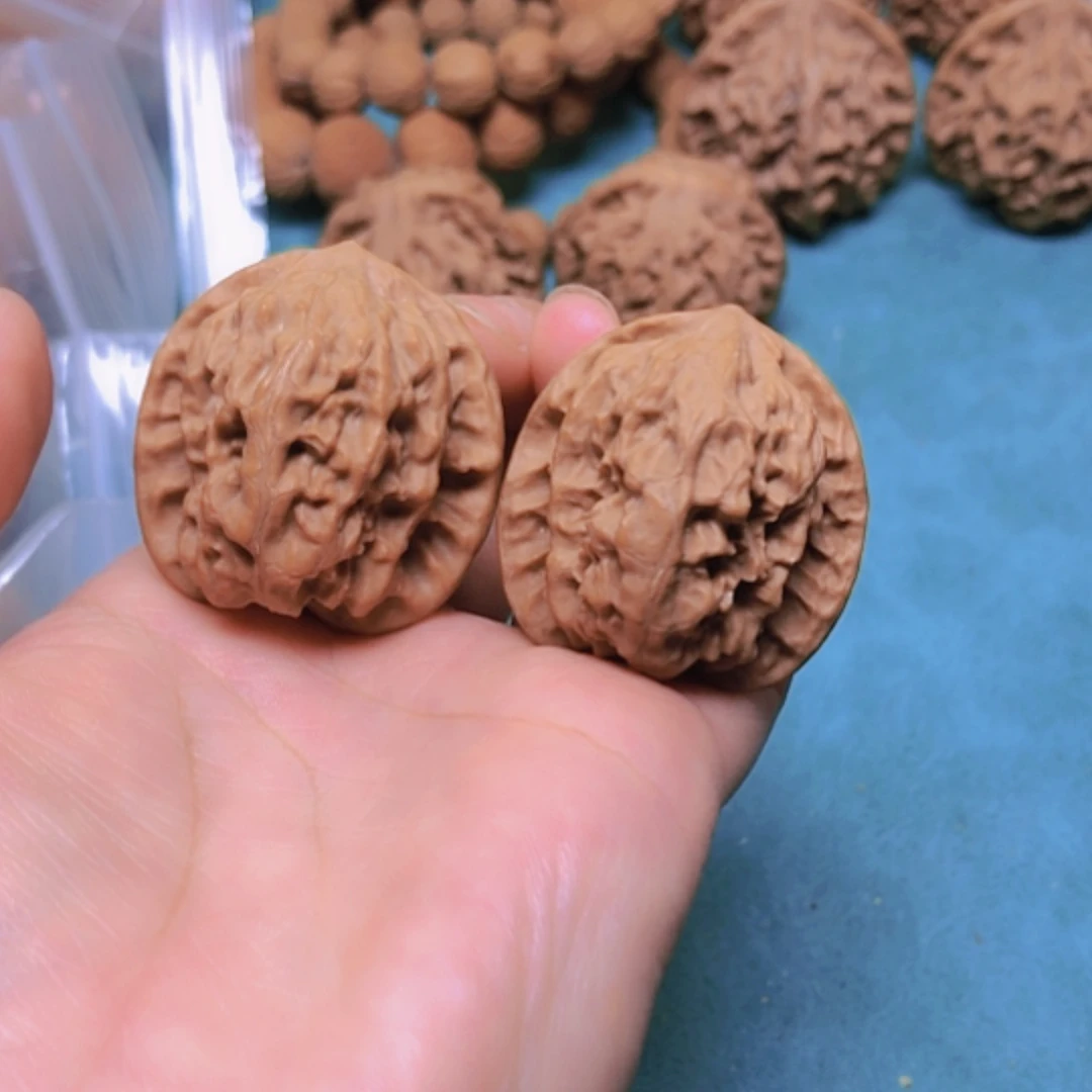 【闪购商品】摆件核桃35野狼
