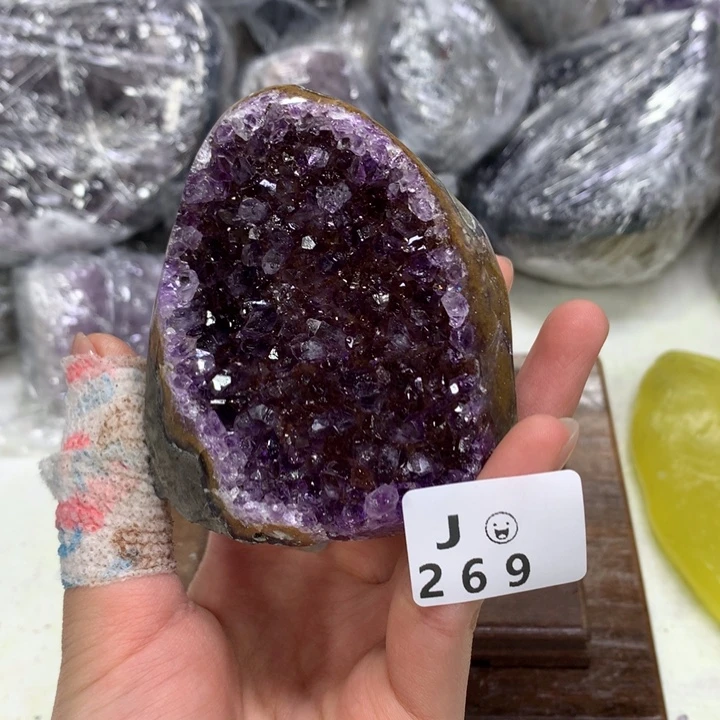 水晶大型摆件（非配饰）未镶嵌