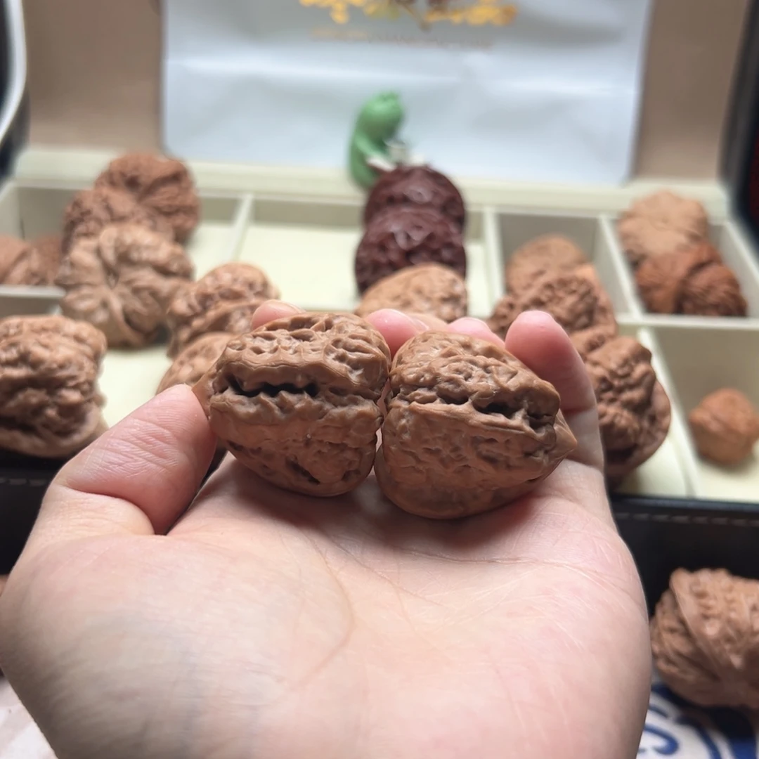 *****文玩核桃吊坠35 三角蛙