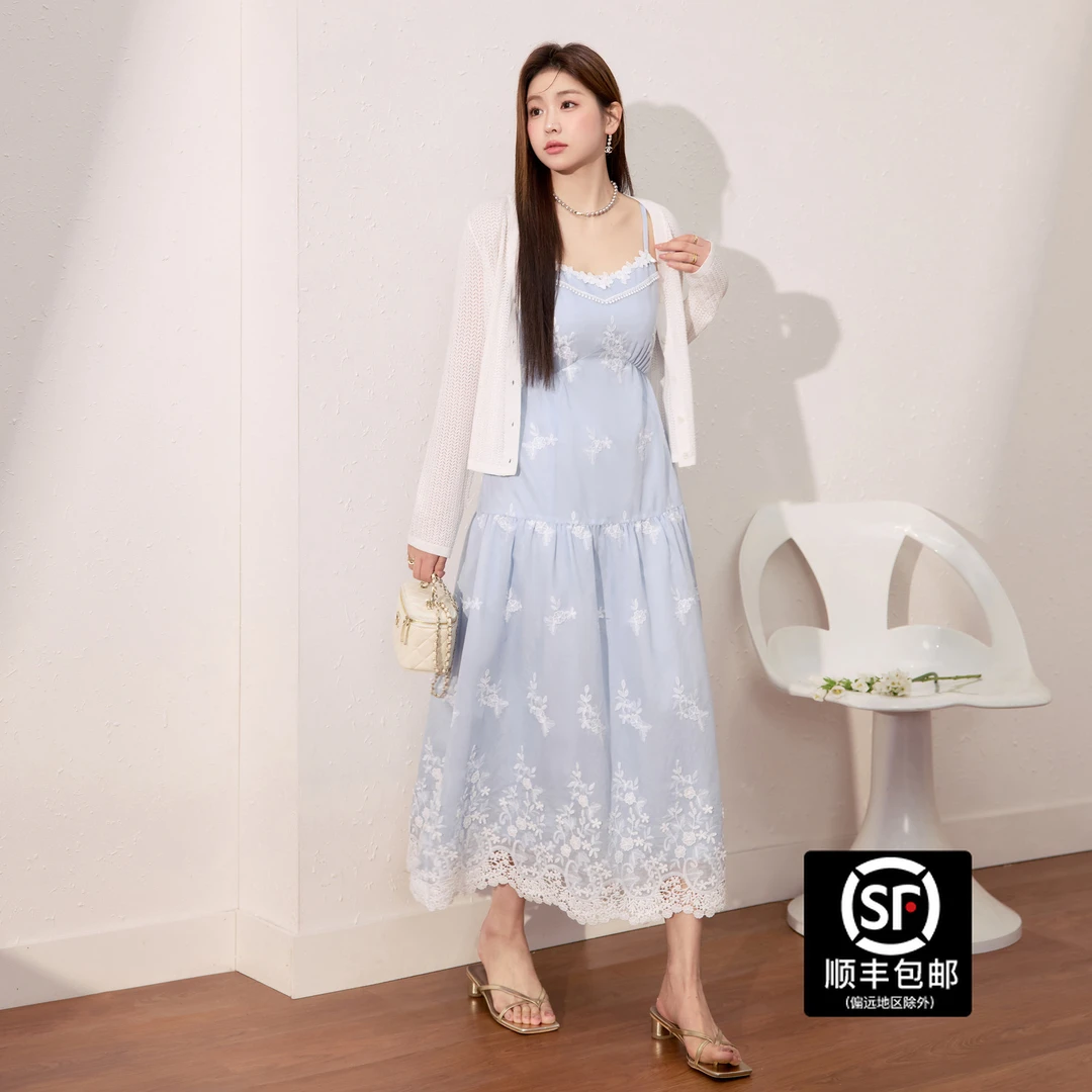 蓝语大码女装度假风莱赛尔天丝绣花吊带裙2025夏季掐腰显瘦连衣裙