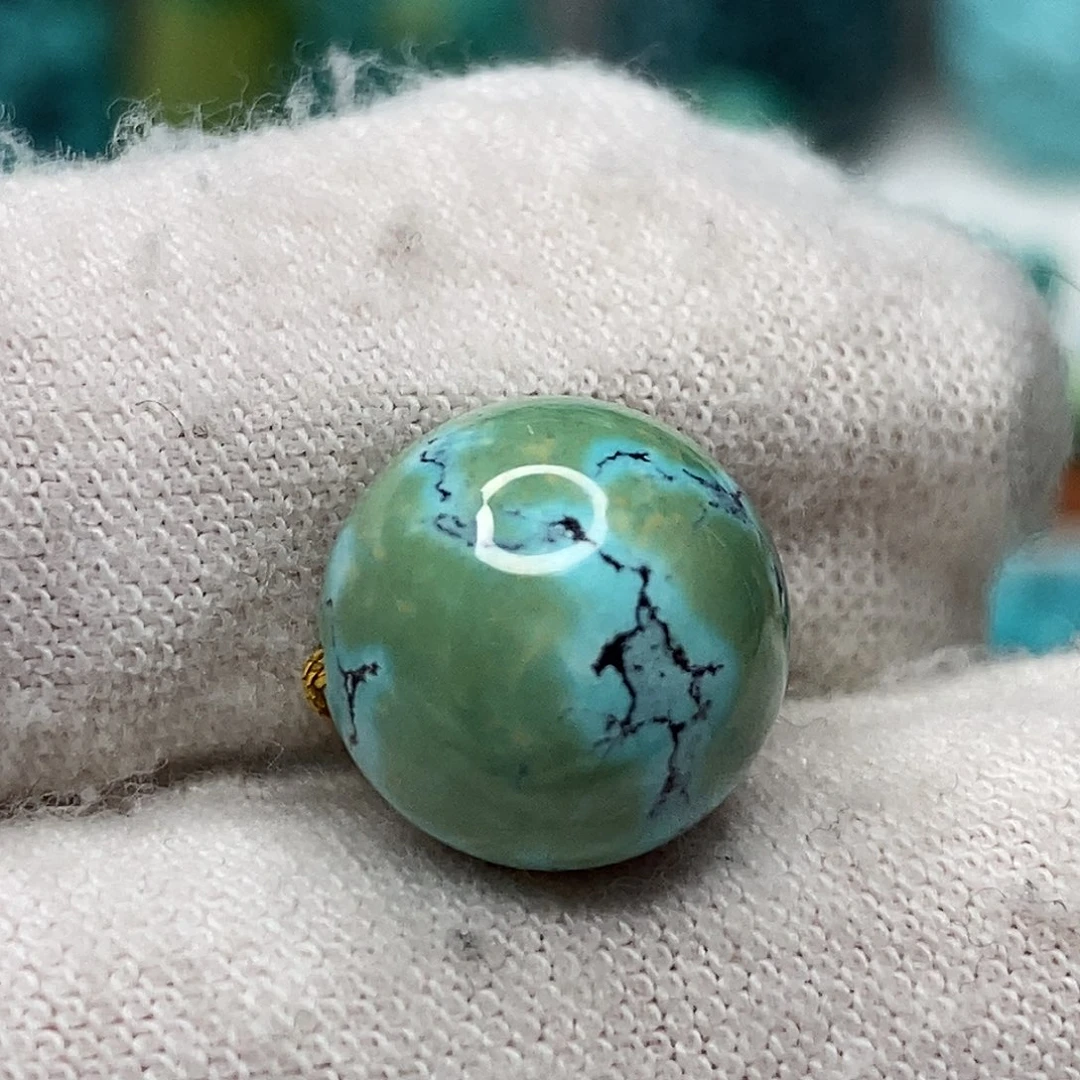 绿松石未镶嵌天然原矿 带武汉地大证书