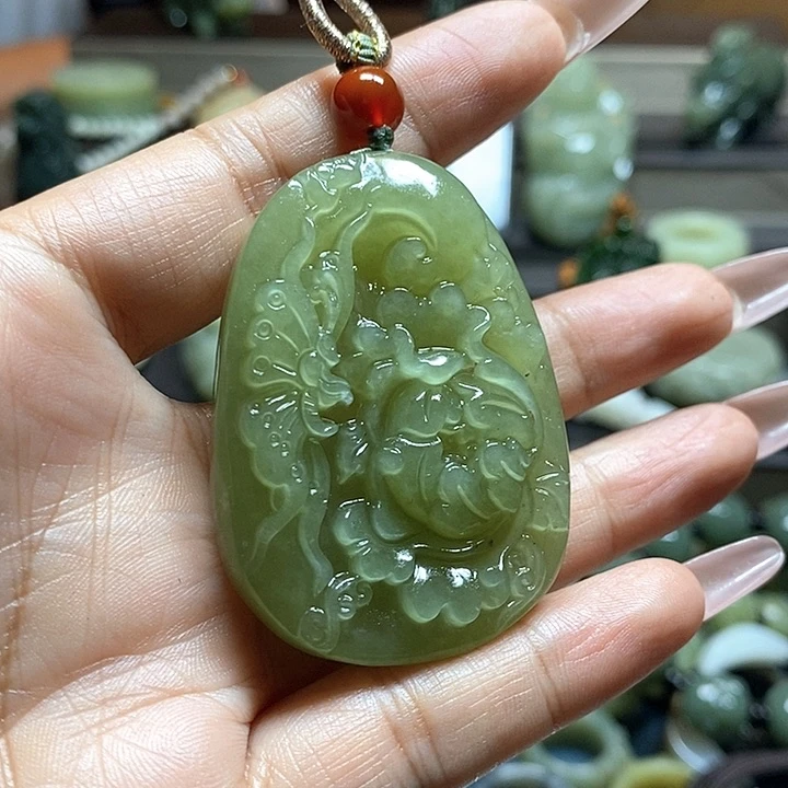 和田玉未镶嵌挂件