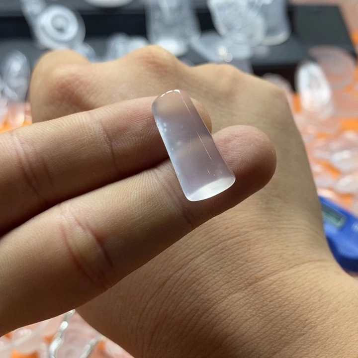 未镶嵌吊坠石英质玉
