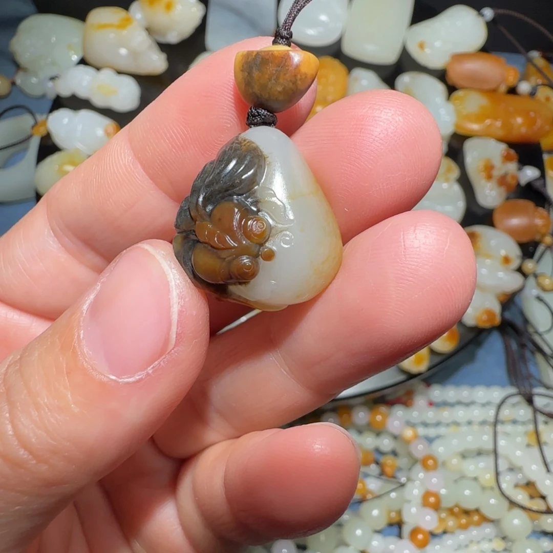 和田玉吊坠(不含链)未镶嵌