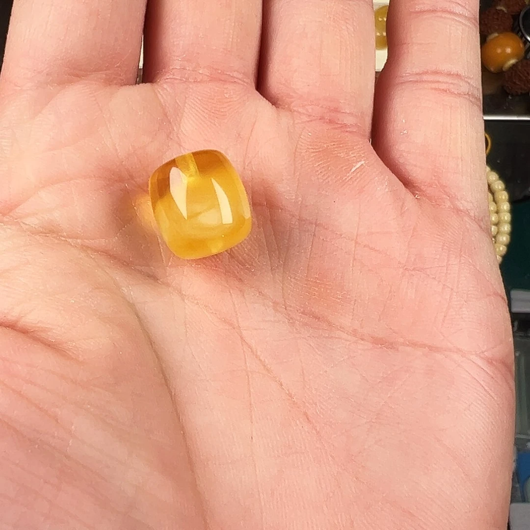 琥珀裸石未镶嵌w****d13.2mm蜜蜡妖花捅珠