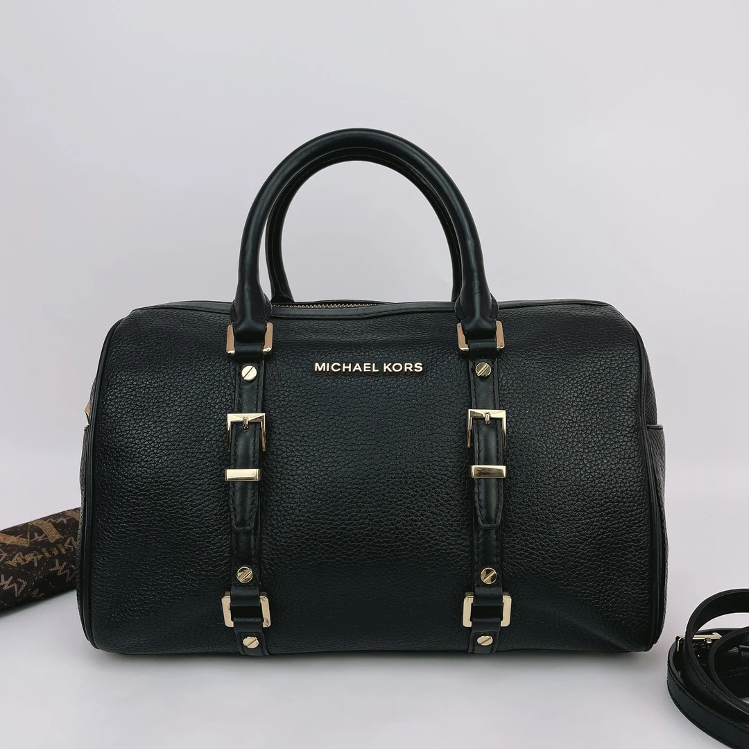 95新 MICHAEL KORS/迈克高仕 MK 黑色牛皮手提单肩包底长31 N738