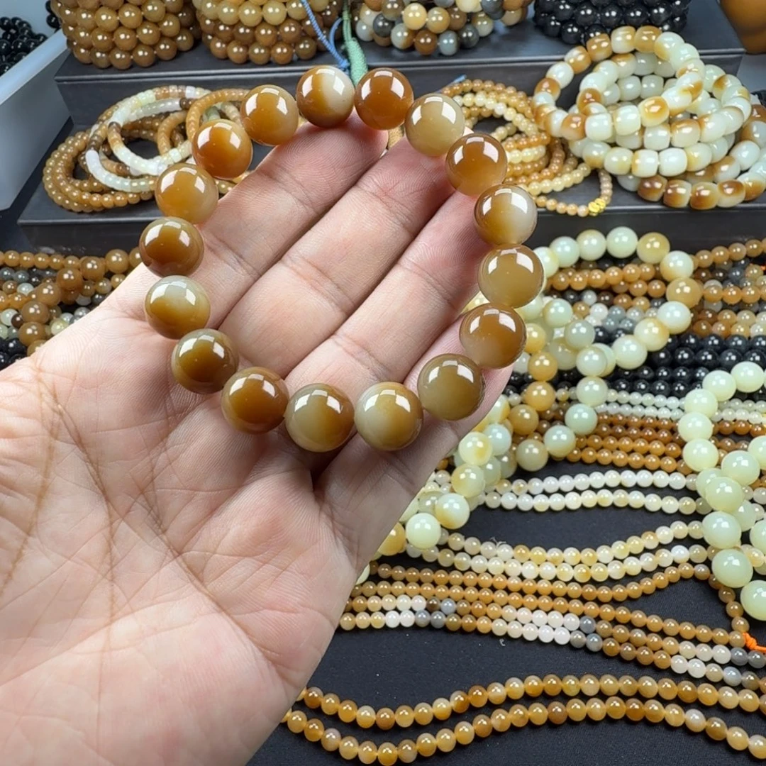 宋***珉和田玉未镶嵌手链