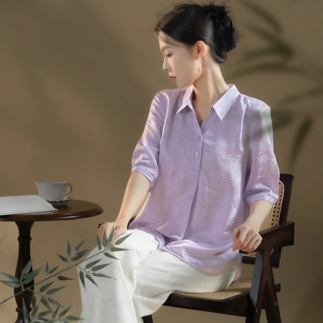 芬领-知瑾-2025春季新品高定真丝桑蚕丝冠乐缎翻领短袖上衣SY2073