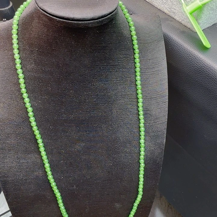 和田玉（碧玉）未镶嵌颈饰