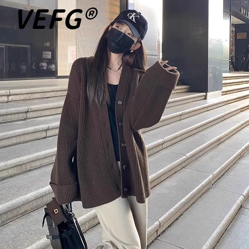 VEFG秋冬新款复古慵懒风v领毛衣开衫外套女松弛感中长款针织上衣